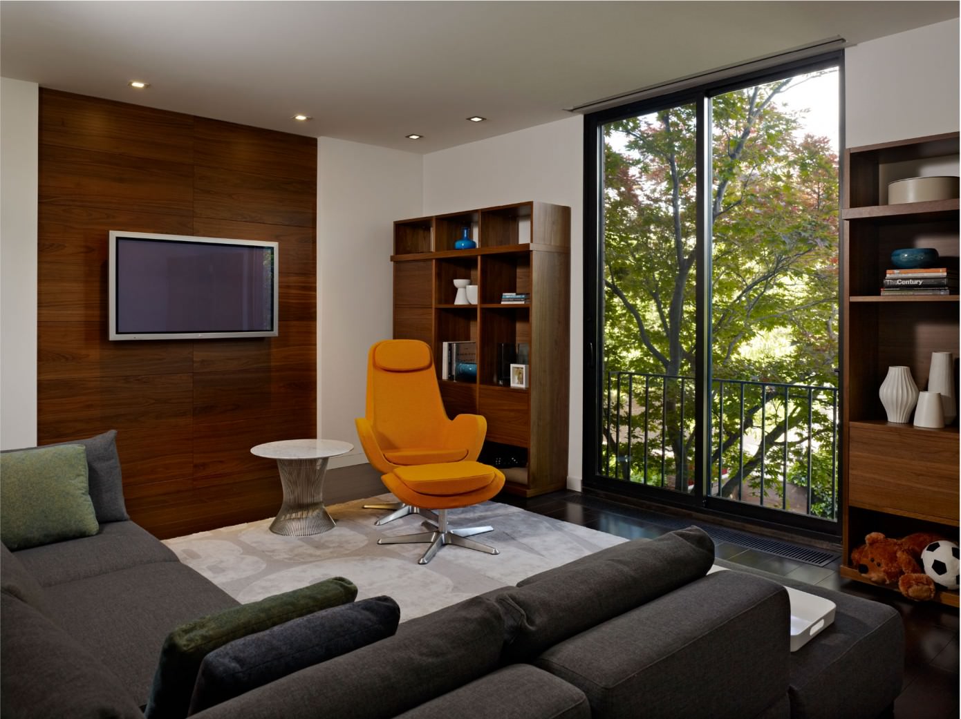 Society Hill Townhouse by k YODER design
