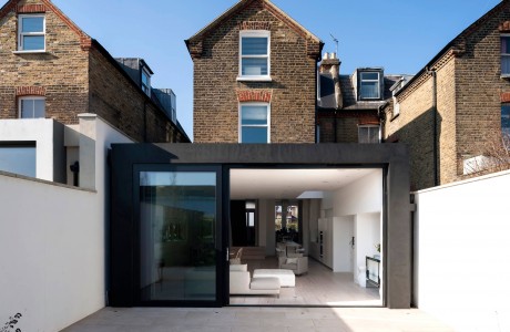 House in Homefield Road by Alex Findlater