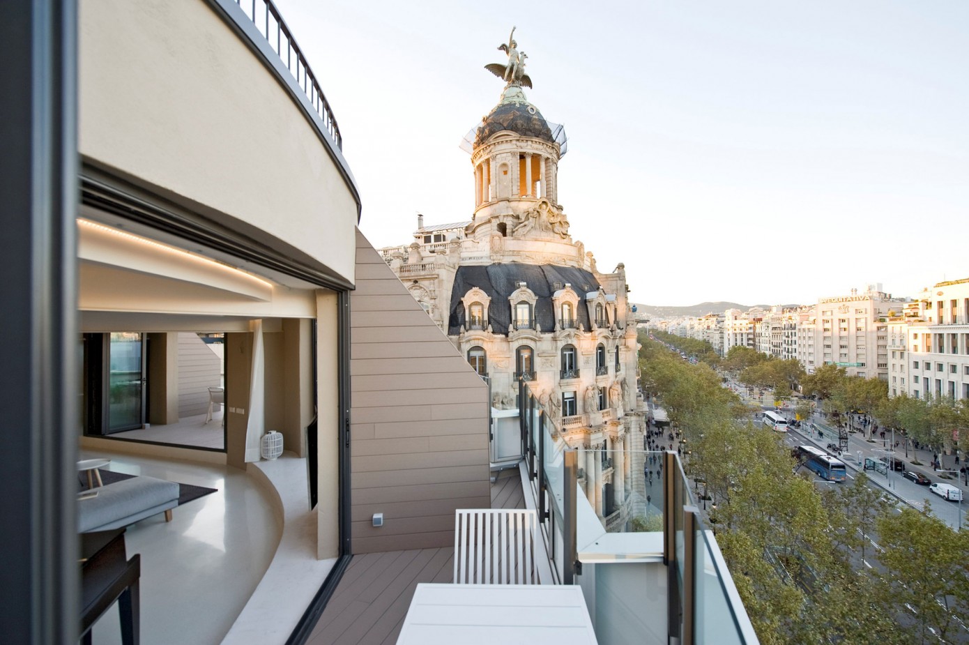 Paseo de Gràcia Penthouse by CaSA