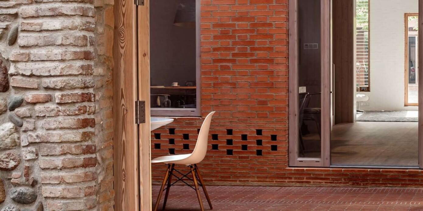 House 1014 by Harquitectes