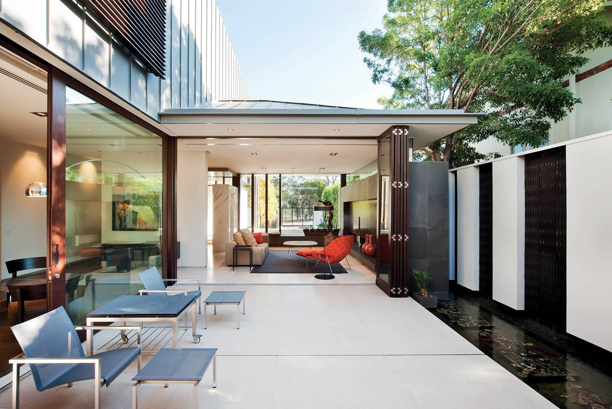 Hunter House by Darren Carnell Architects
