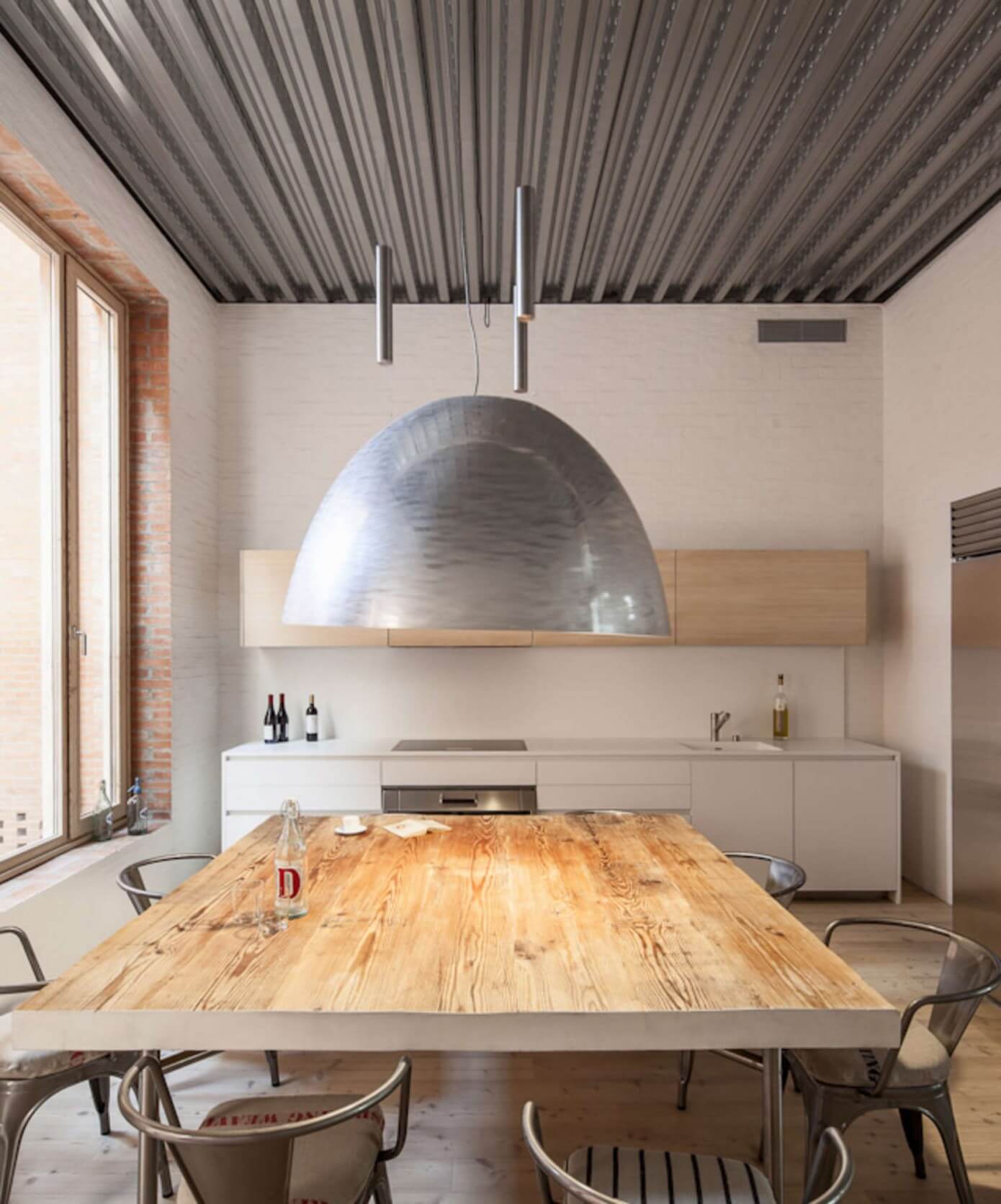 House 1014 by Harquitectes