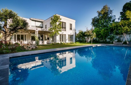 Home in Herzliya Pituach by Witt Architects