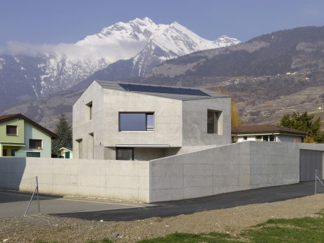 Maison Fabrizzi by Savioz Fabrizzi Architecte - 1