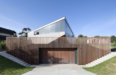 Aireys House by Byrne Architects