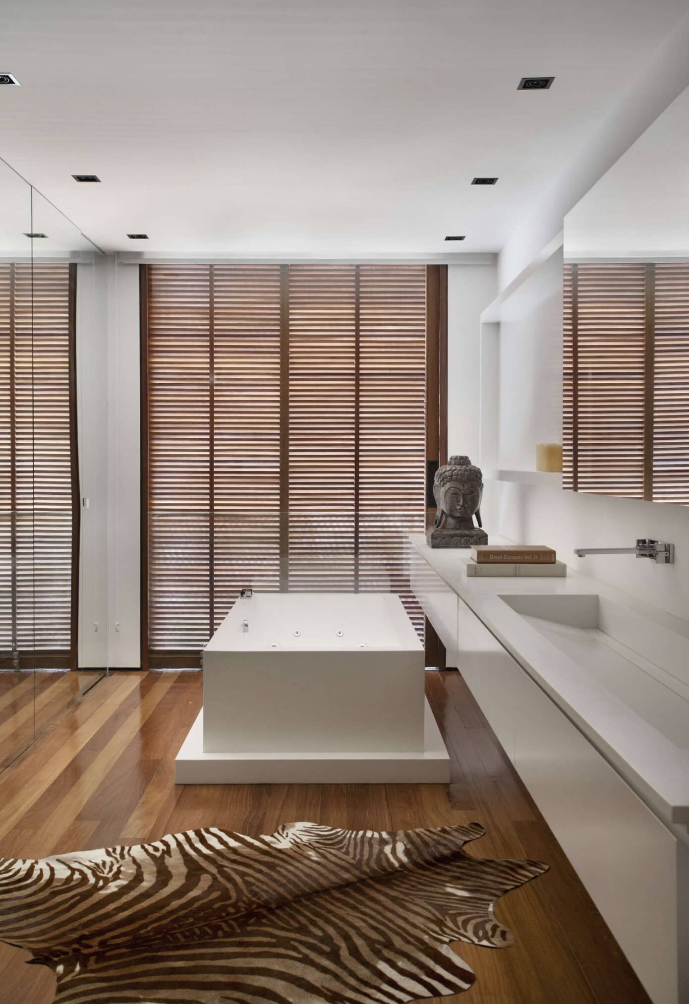 FV House by Studio Guilherme Torres