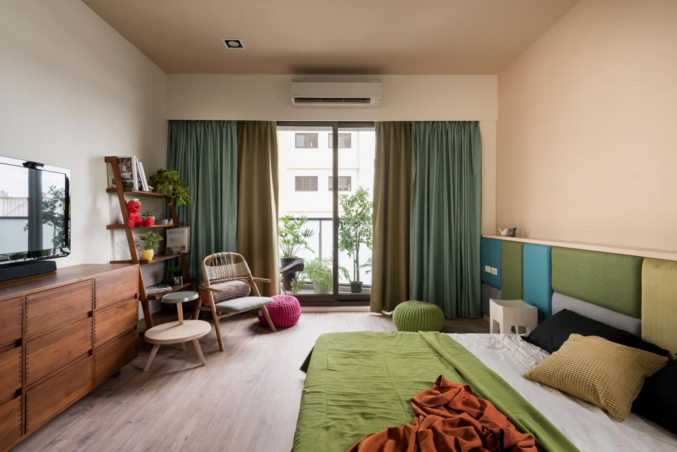 Outer Space for Kids by Hao Interior Design