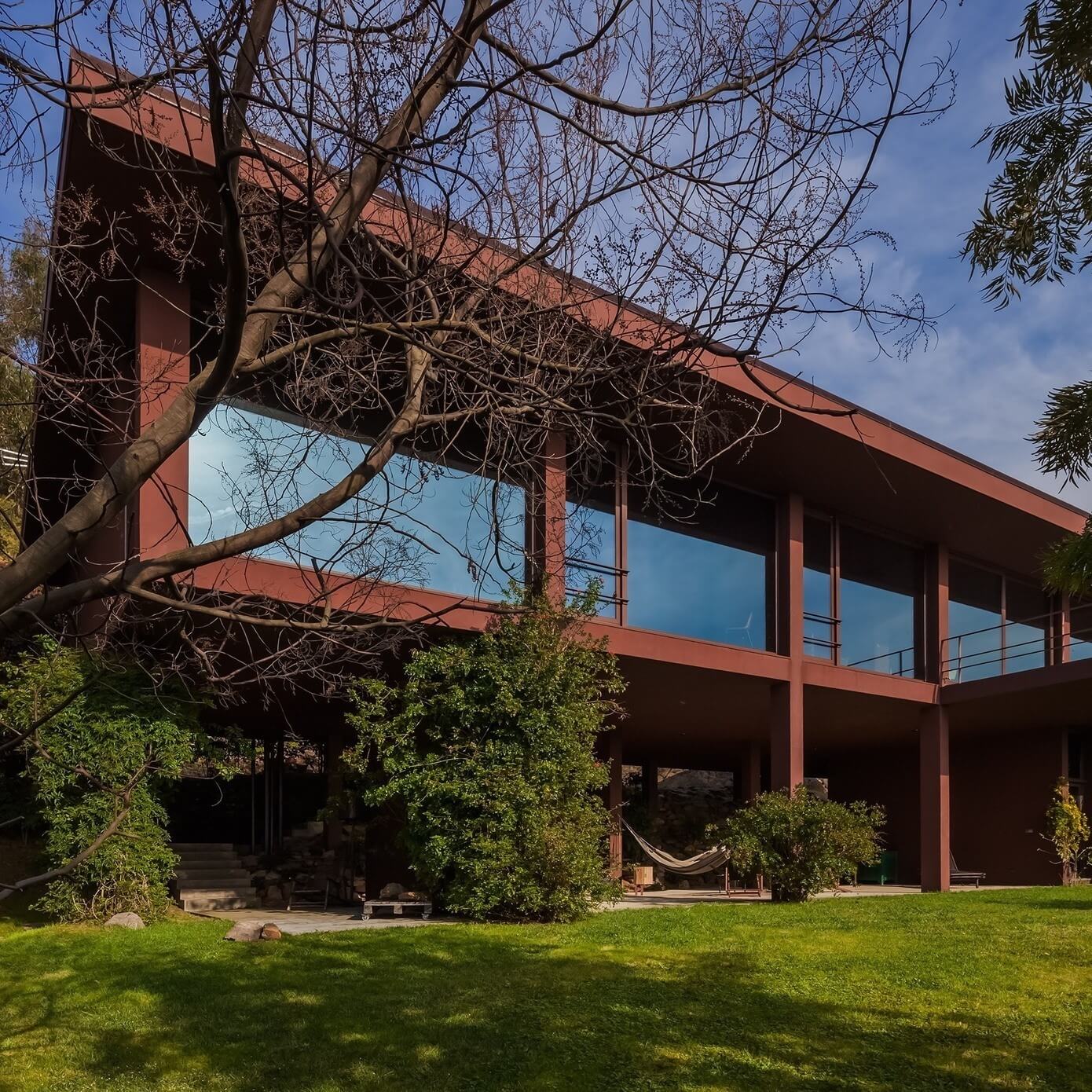 Casa de Seixas by Castro Calapez Arquitectos
