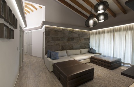 Cuernavaca House by Kababie Arquitectos