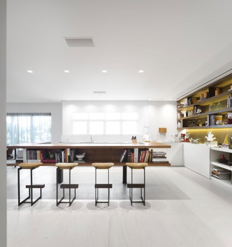 Barra Residence by Studio Arthur Casas - 4