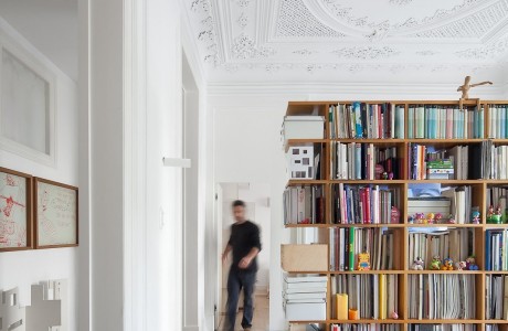 Loft in Lisbon by Atelier Veloso Architects