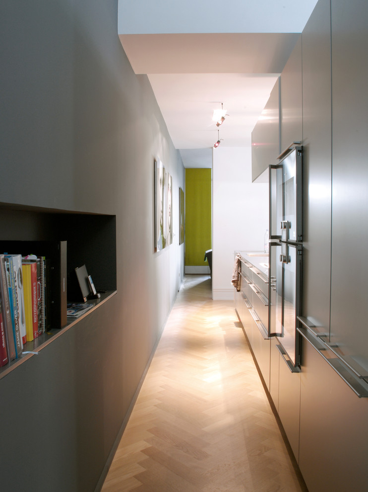 Apartment in France by Frög Architecture