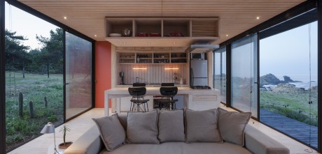 Remote House by Felipe Assadi - 6