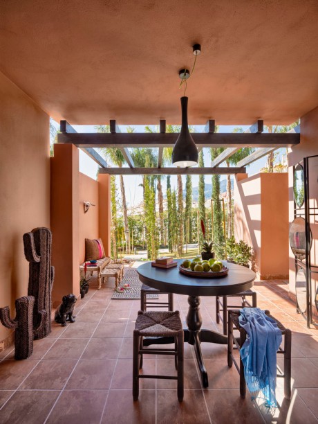 Eclectic Residence by Myramar - 11