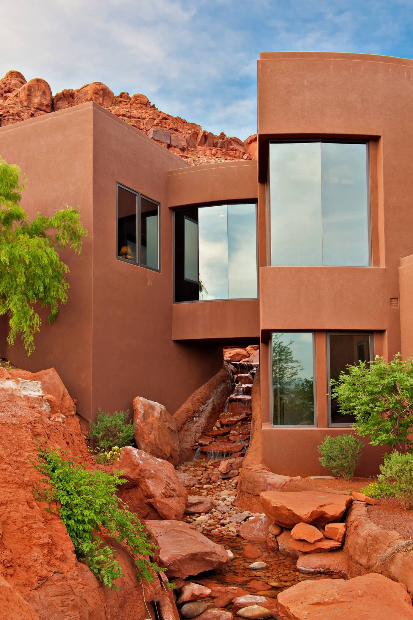 Kachina Cliffs House by McQuay Architects
