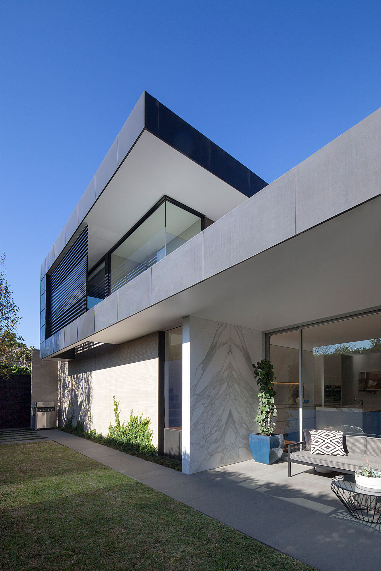 Malvern East House by Pleysier Perkins