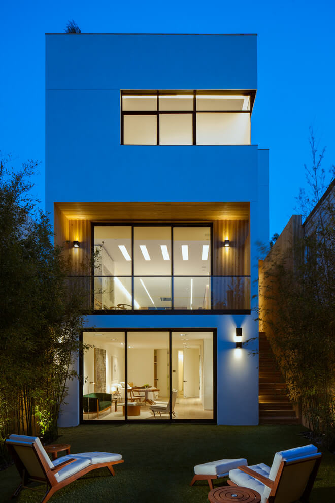 Cow Hollow Residence by Larson Shores Architects
