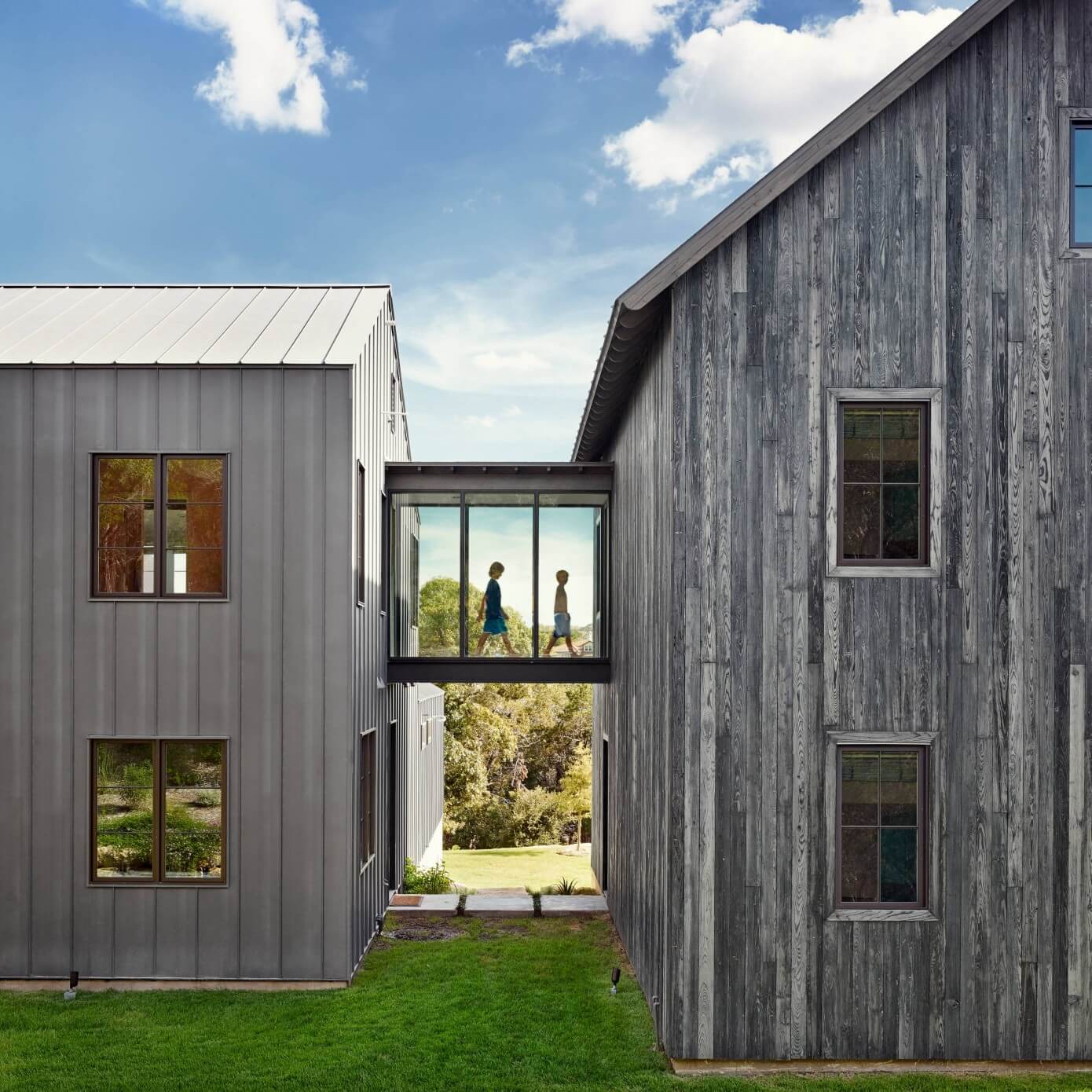 Farmhouse by Shiflet Group Architects