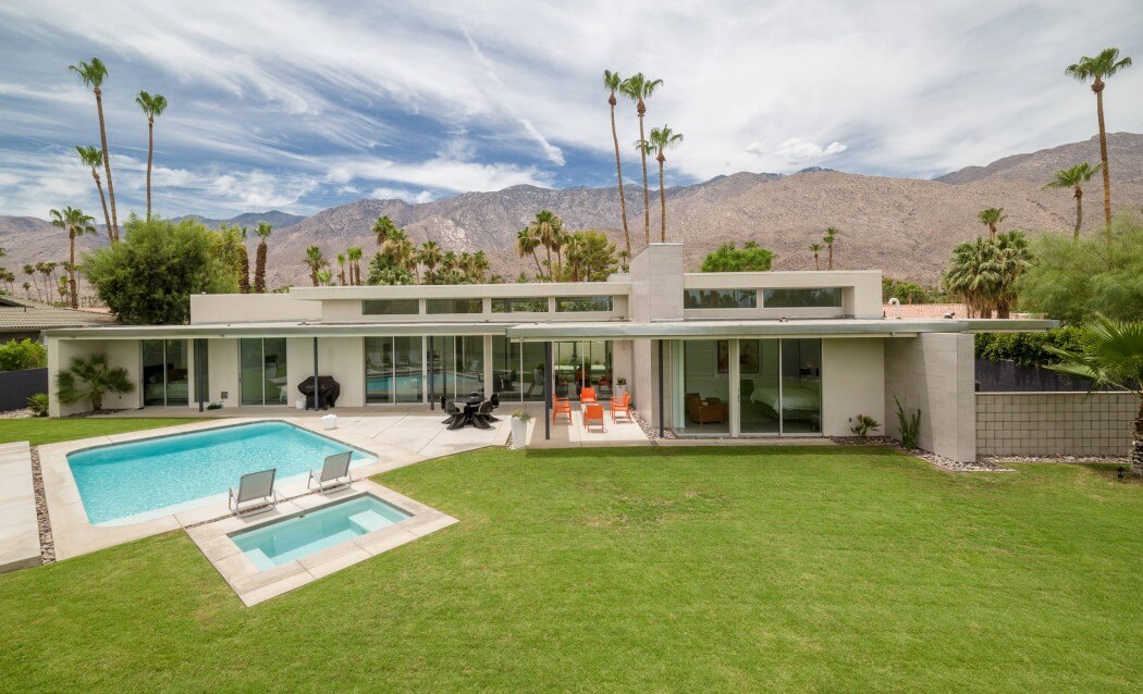 Home in Palm Springs by OJMR-Architects - 1