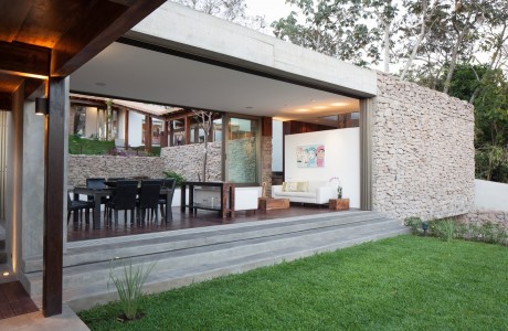 Garden House by Cincopatasalgato