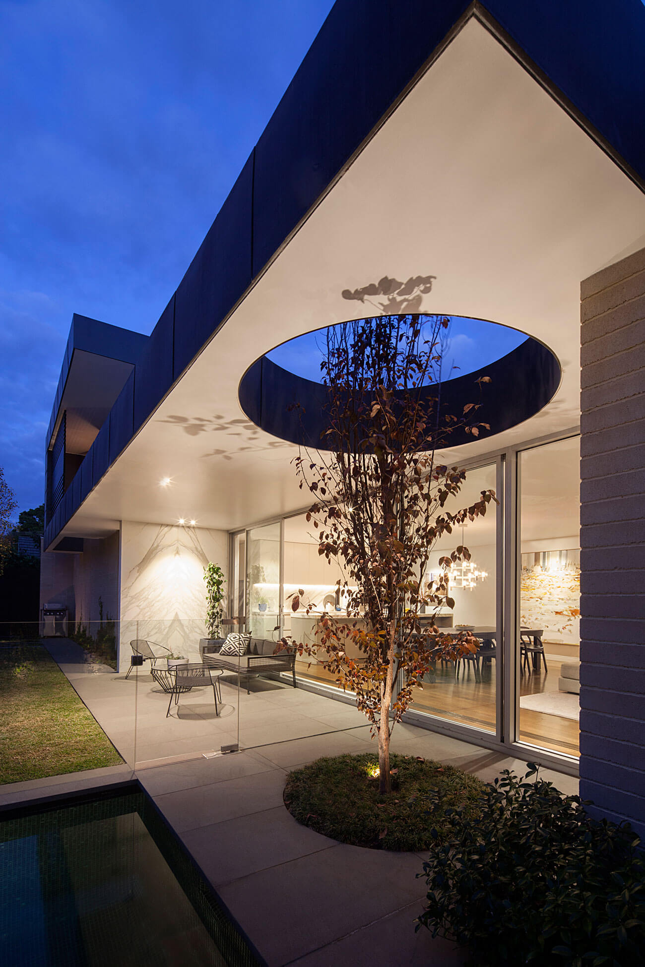 Malvern East House by Pleysier Perkins