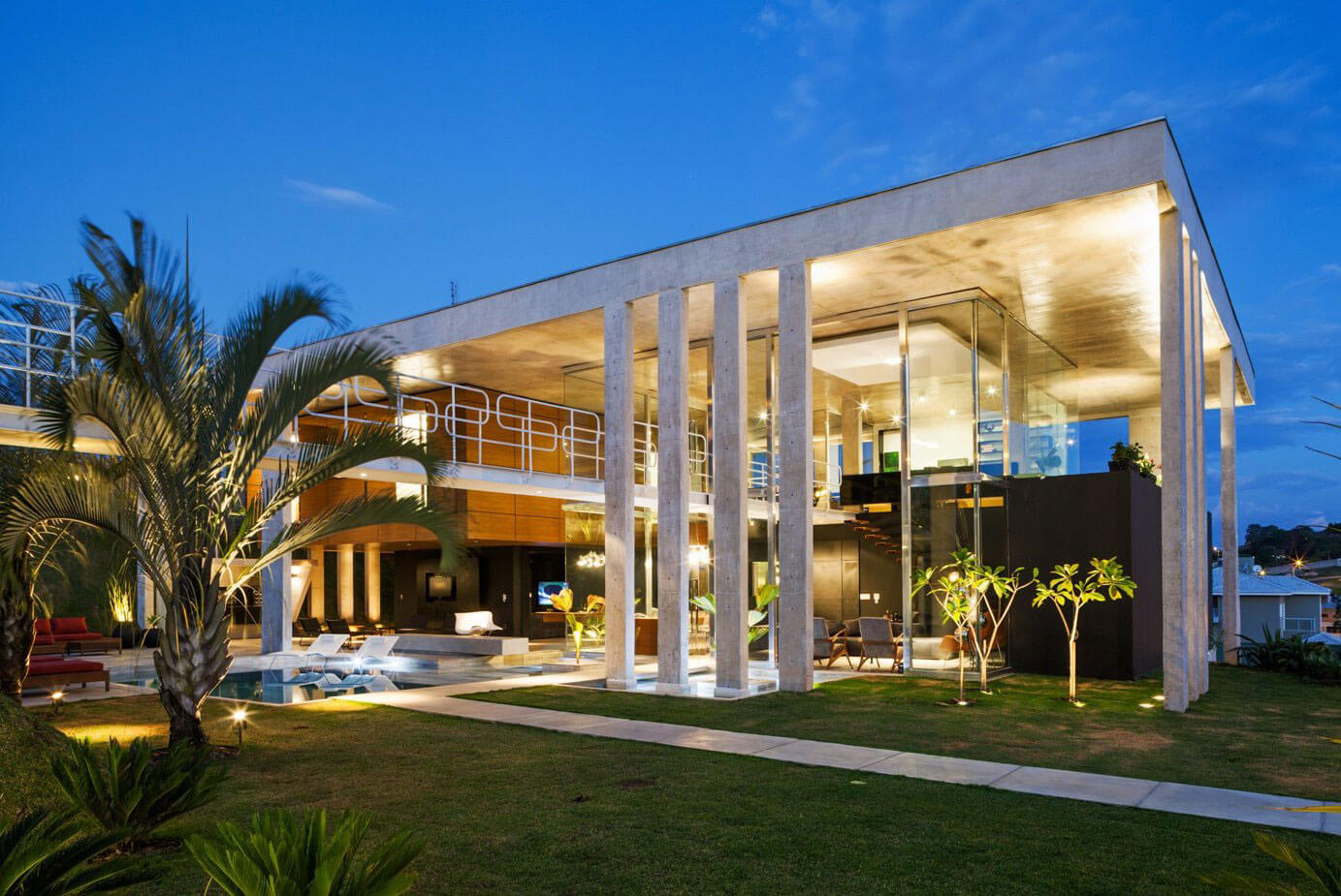 Botucatu House by FGMF Arquitetos