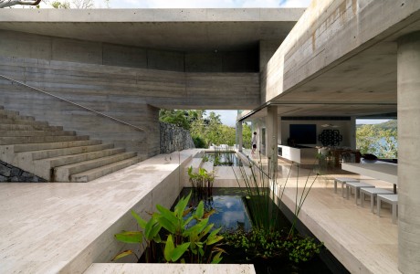 Solis Residence by Renato D’Ettorre Architects