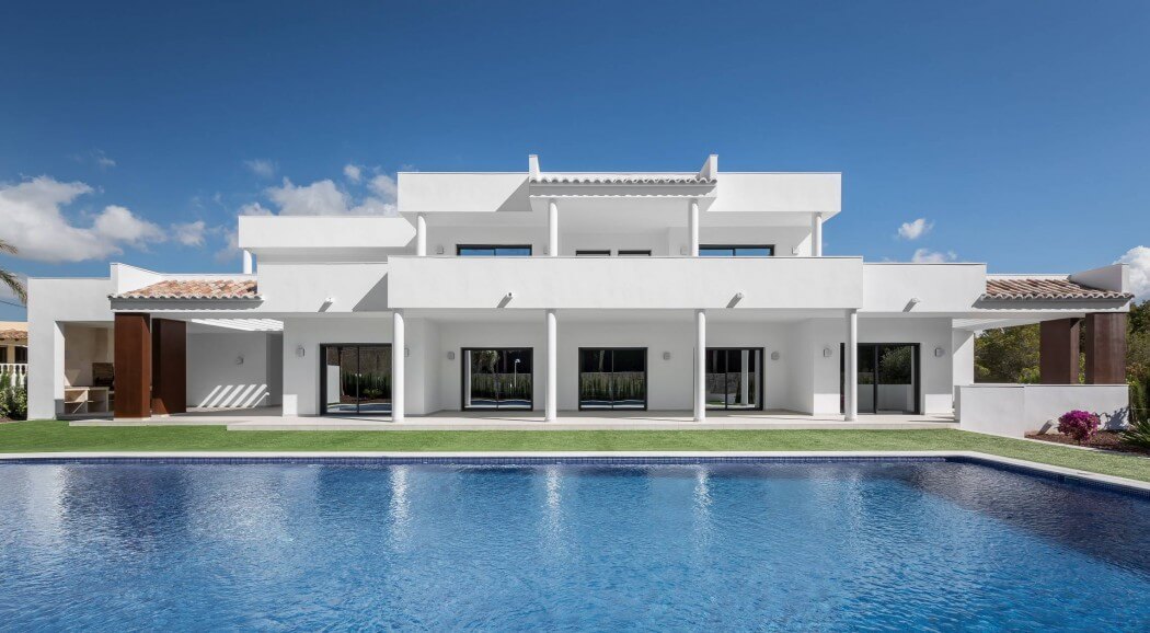Luxury Villa in Moraira by Laura Yerpes - 1