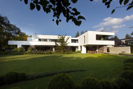 Villa in Munich by Stephan Maria Lang - 1