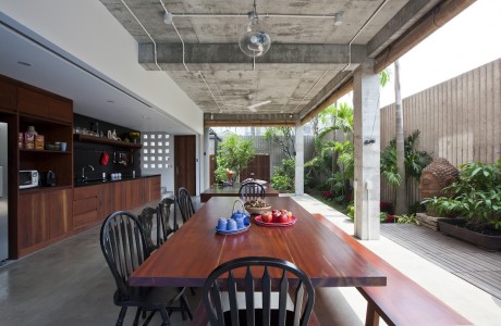 Tropical House by MM ++ Architects