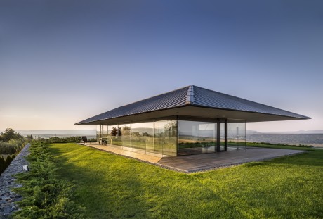 Observation House by I/O Architects - 1