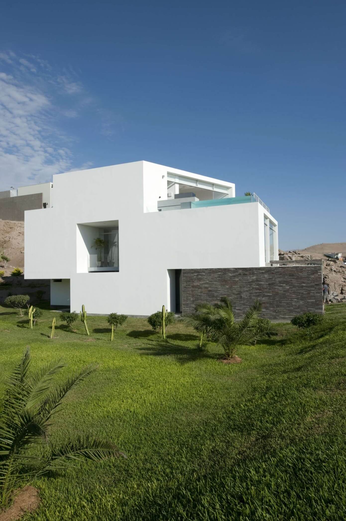 House Playa Las Palmeras by RRMR Arquitectos