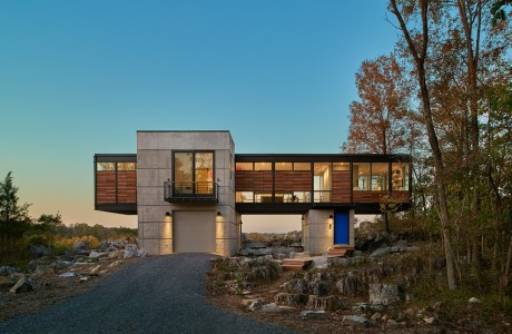 Hawk’s Nest by Wiedemann Architects