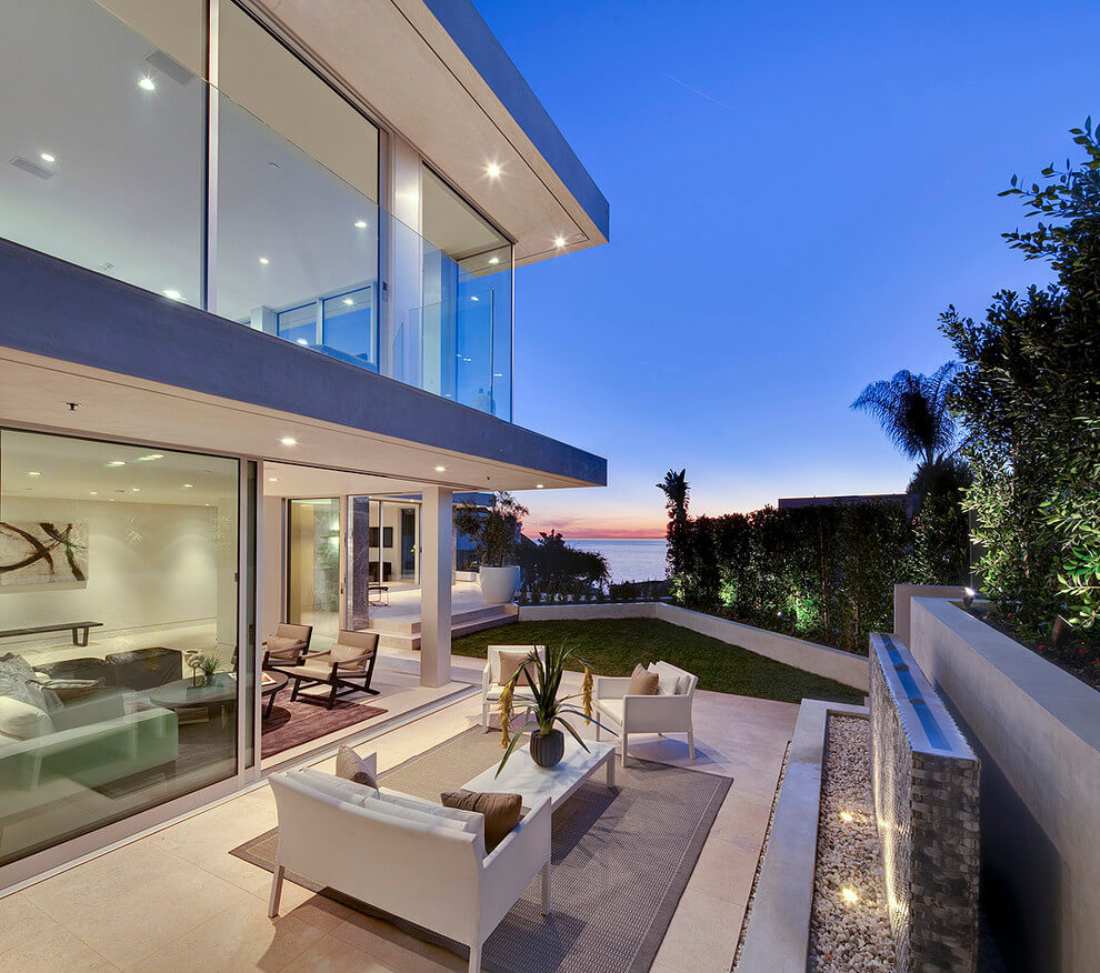 Luxury Residence by Corr Contemporary Homes