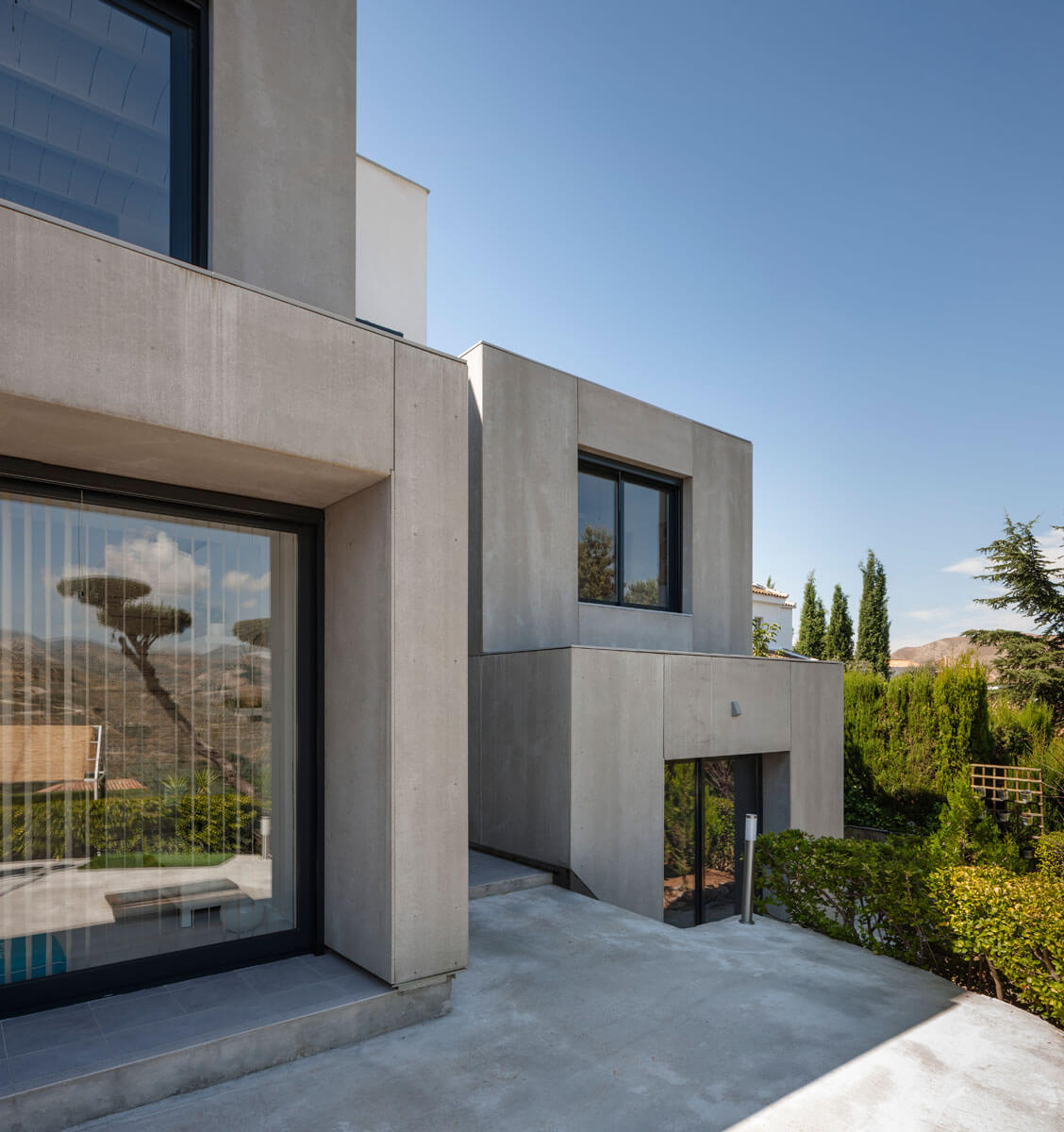 C&C House by Ariasrecalde Taller de Arquitectura