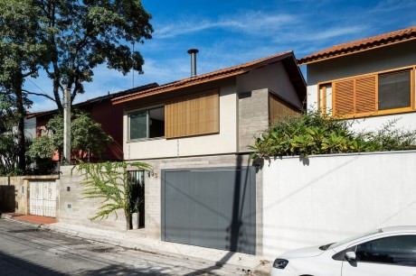 Sagarana House by Rocco Arquitetos - 1