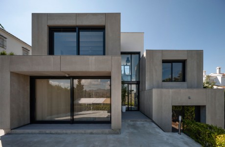 C&C House by Ariasrecalde Taller de Arquitectura