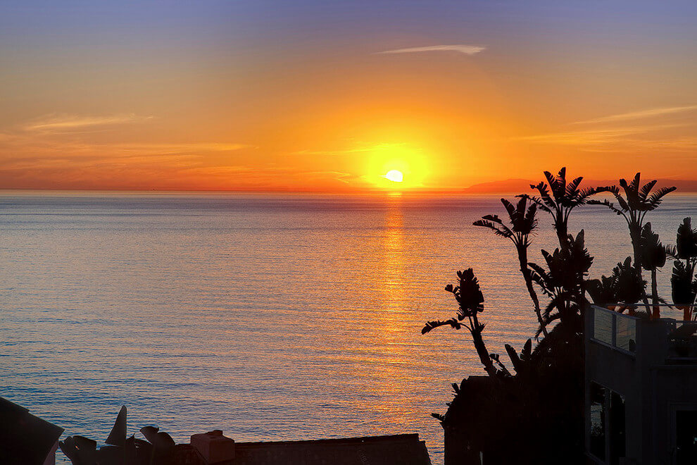 Luxury Residence by Corr Contemporary Homes