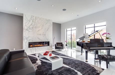 House in Toronto by M Lifestyles