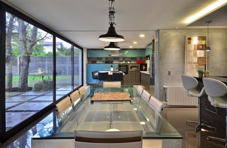 House in Brazil by Minuscoli Martini Architects