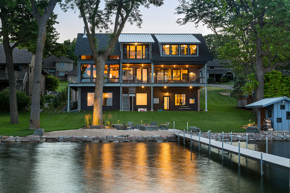 Lake Edge by Rehkamp Larson Architects