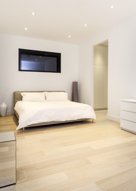 Park Ave House by Carrothers and Associates - 11