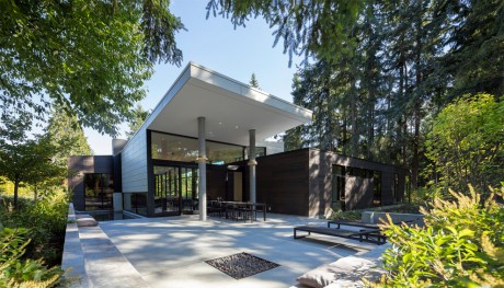 Inside Outside House by David Coleman Architecture - 13