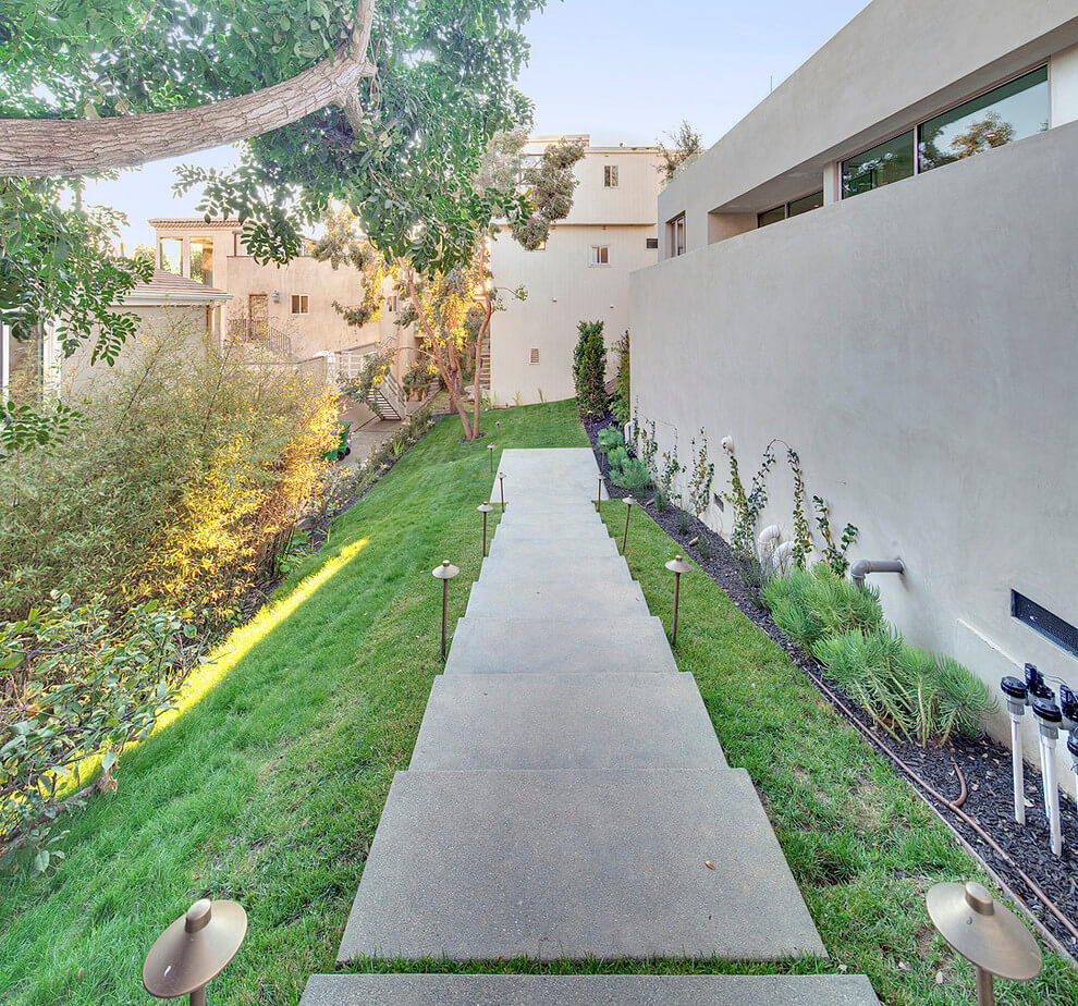 Luxury Residence by Corr Contemporary Homes