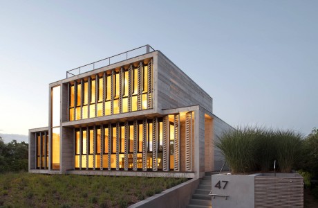 Amagansett Dunes by Bates Masi Architects