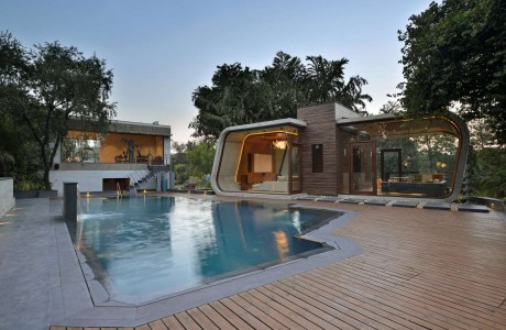 Pool House by 42mm Architecture