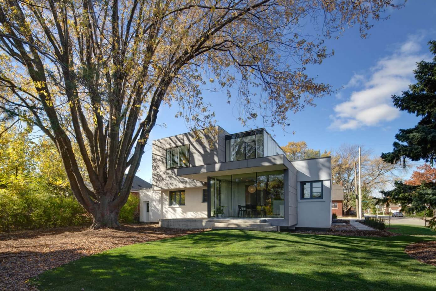 The Hambly House by DPAI Architecture