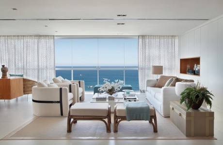 Seafront Residence by Roberta Devisate