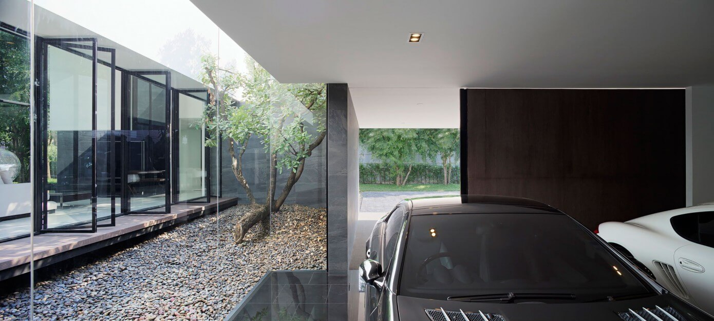 House in Bangkok by Ayutt and Associates