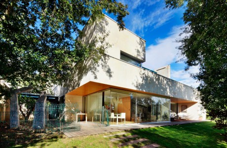 Modern House by Hoz Fontan Arquitectos - 3